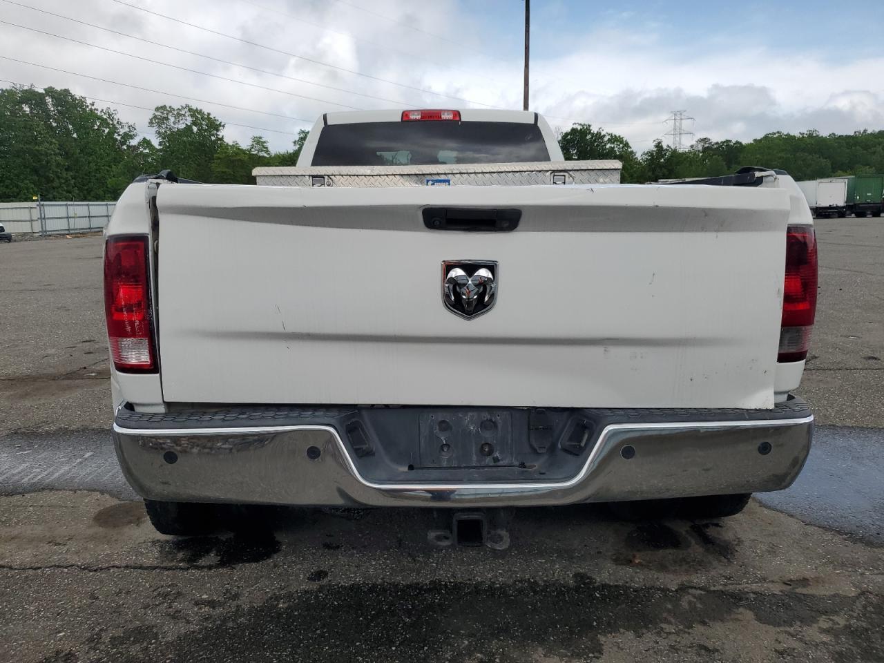 2016 Ram 3500 St - Image 6