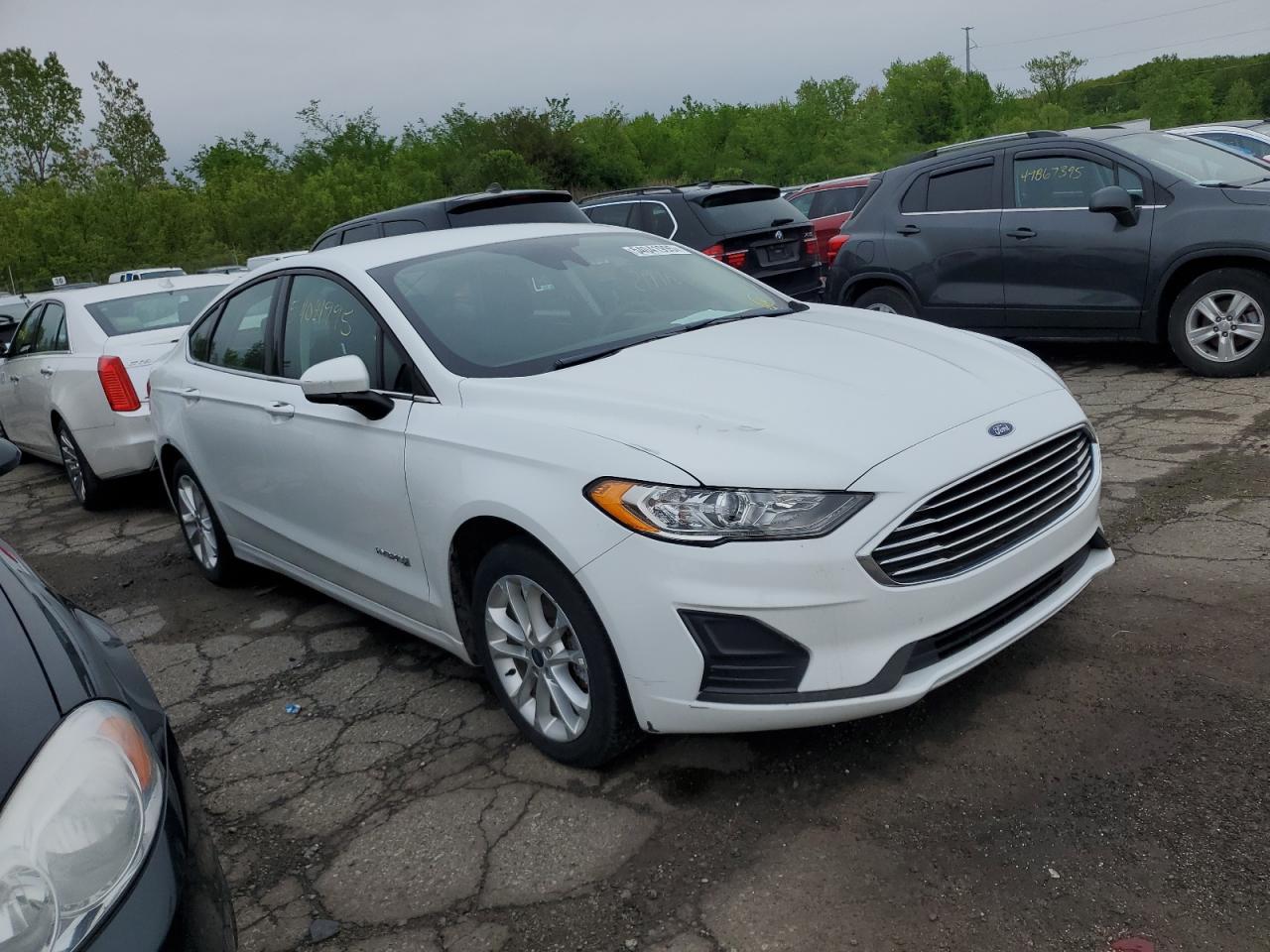 2019 Ford Fusion Se - Image 4