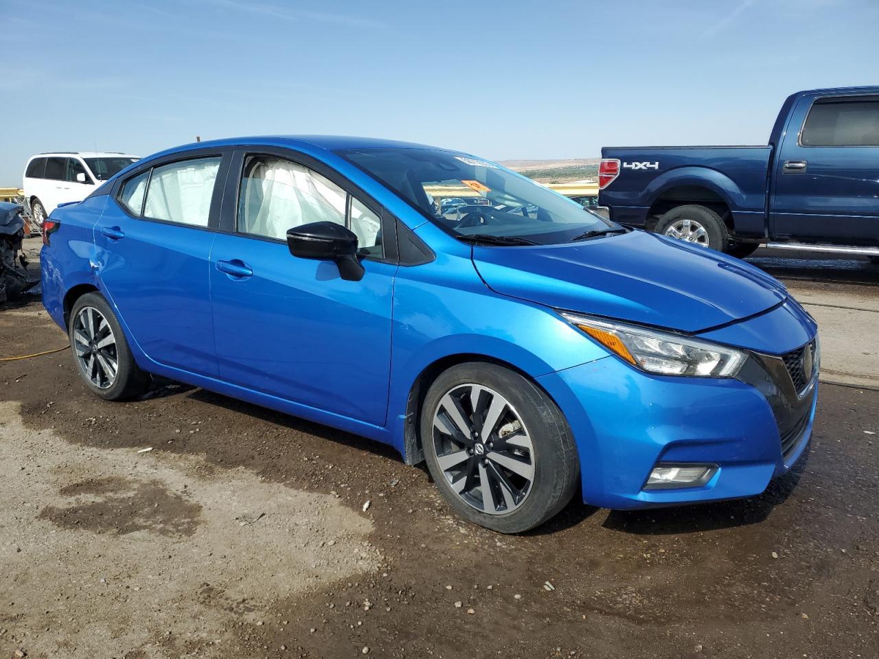 2021 Nissan Versa Sr - Фото 4