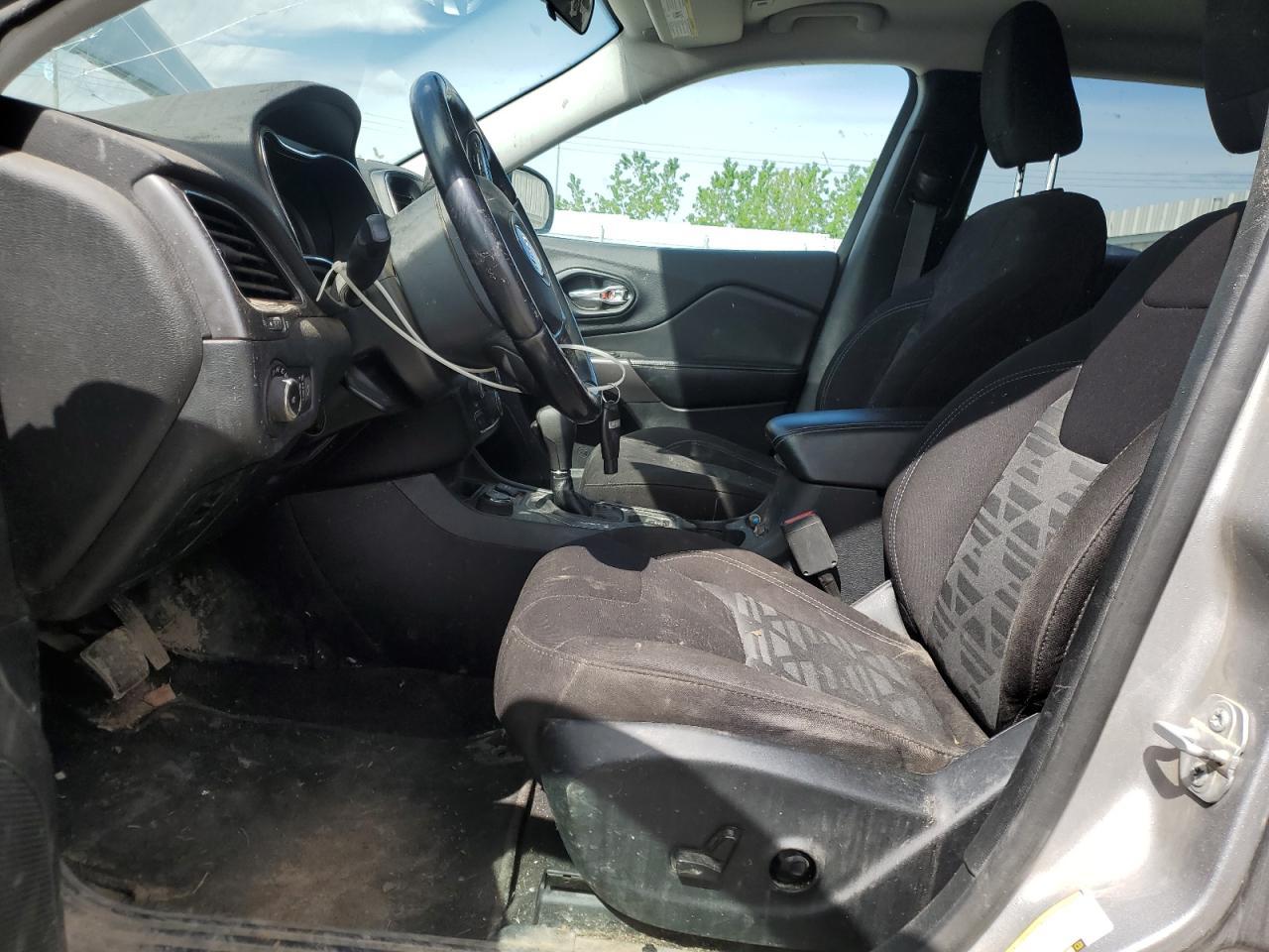 2019 Jeep Cherokee Latitude - Фото 7