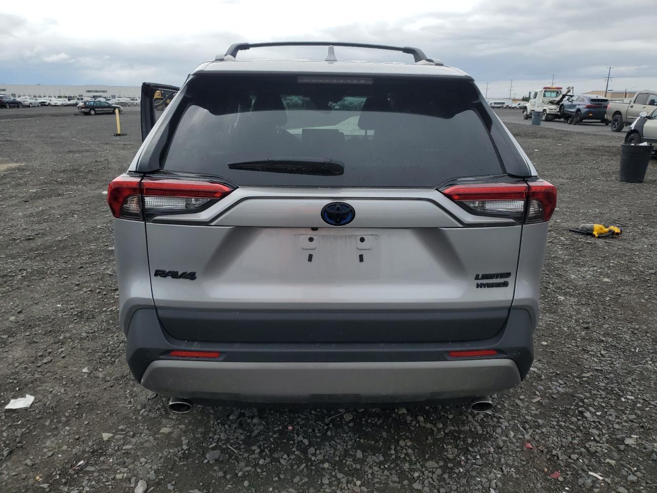 2023 Toyota Rav4 Limited - Фото 6