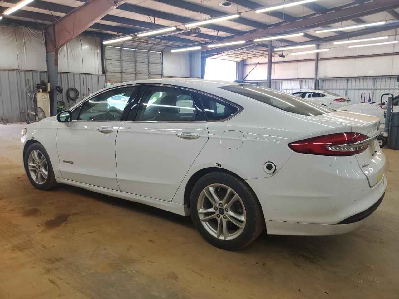 2018 Ford Fusion Se Hybrid - Image 2