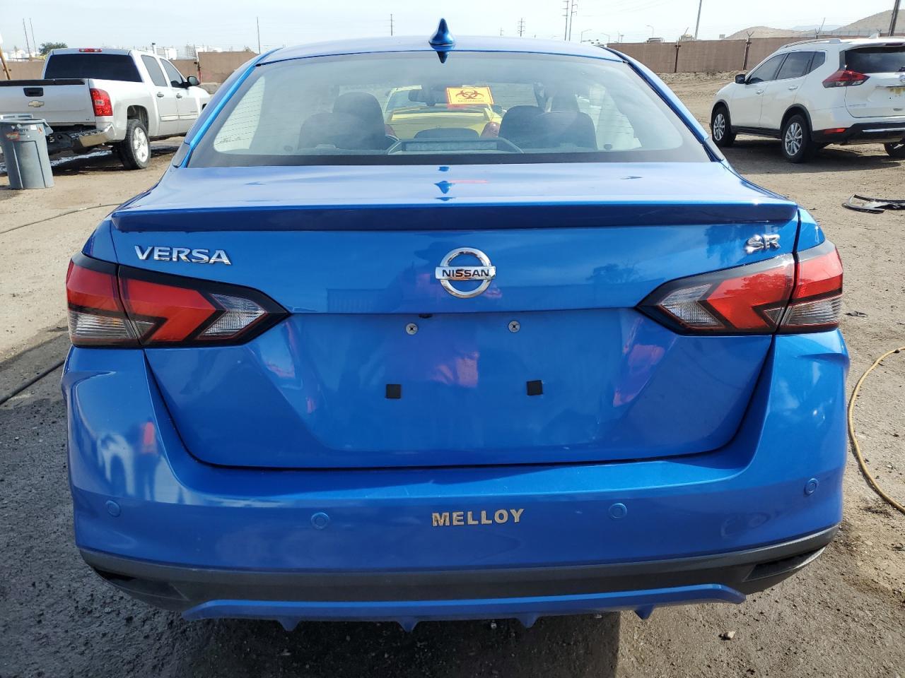 2021 Nissan Versa Sr - Фото 6