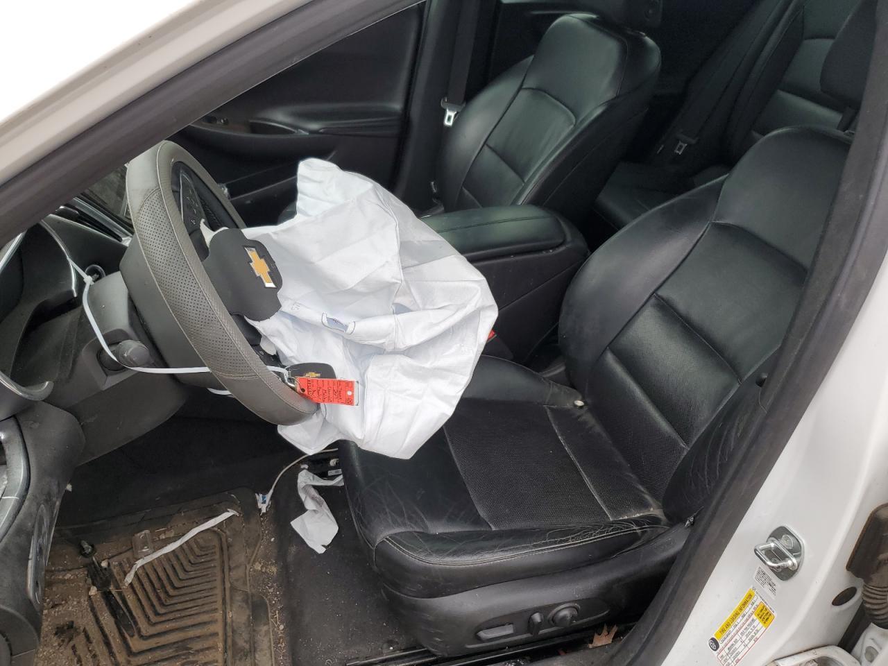 2017 Chevrolet Malibu Premier - Фото 7