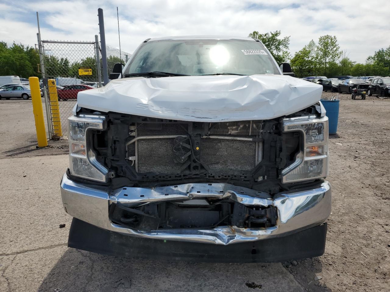 2022 Ford F250 Super Duty - Image 5