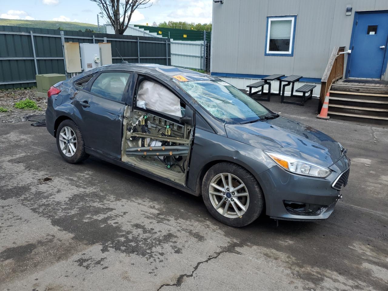 2016 Ford Focus Se - Фото 4