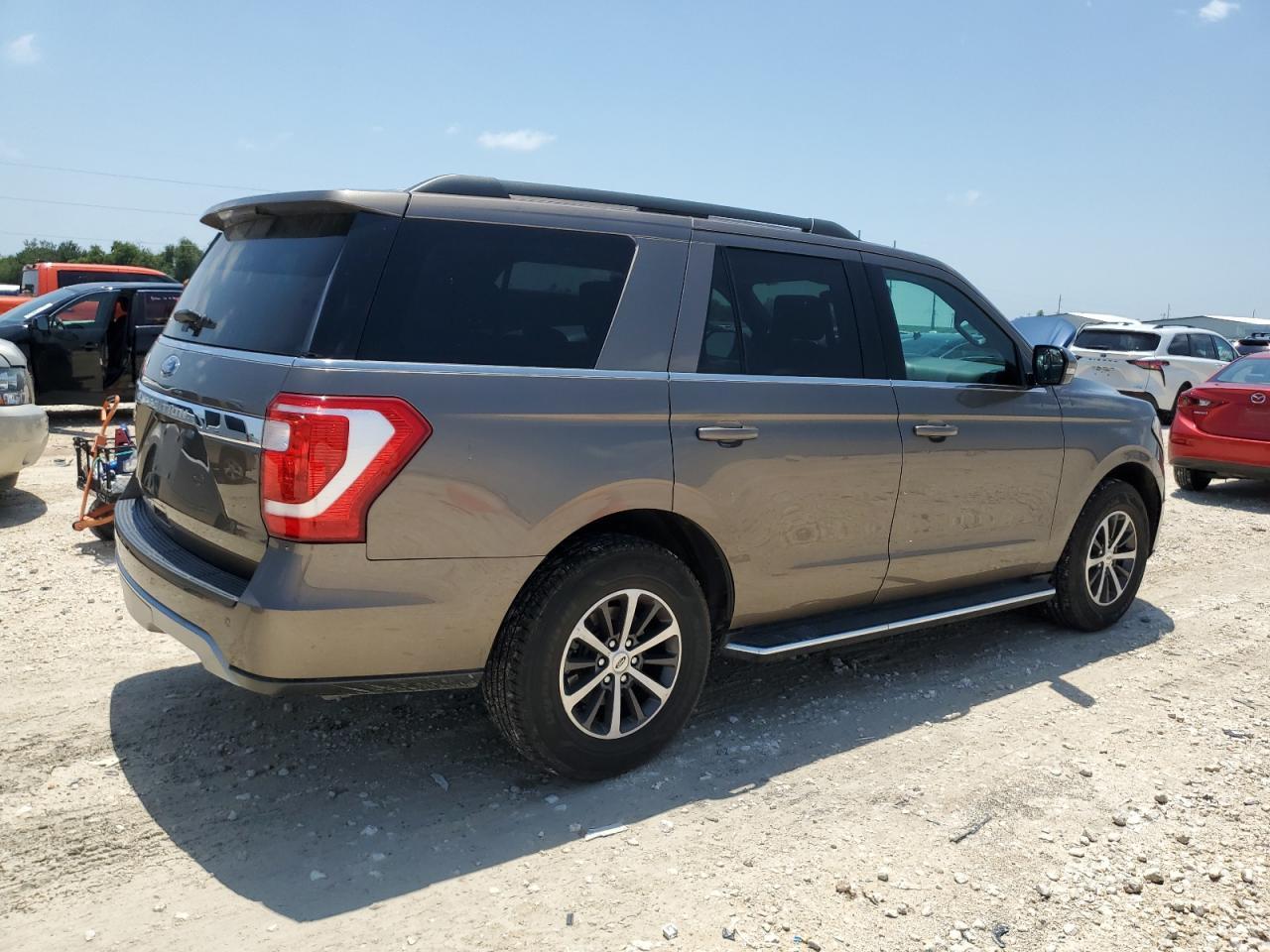 2018 Ford Expedition Xlt - Фото 3
