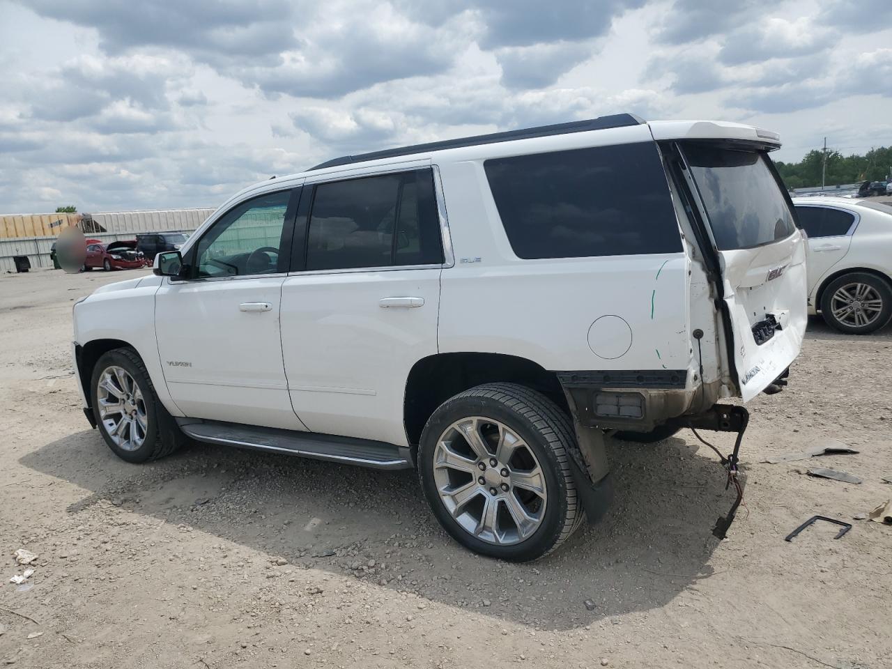 2015 GMC Yukon Sle - Фото 2