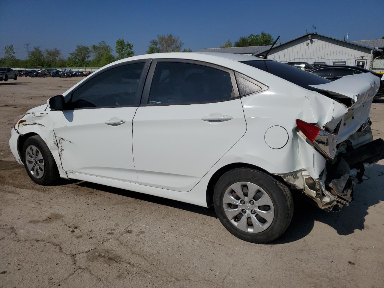 2016 Hyundai Accent Se - Фото 2