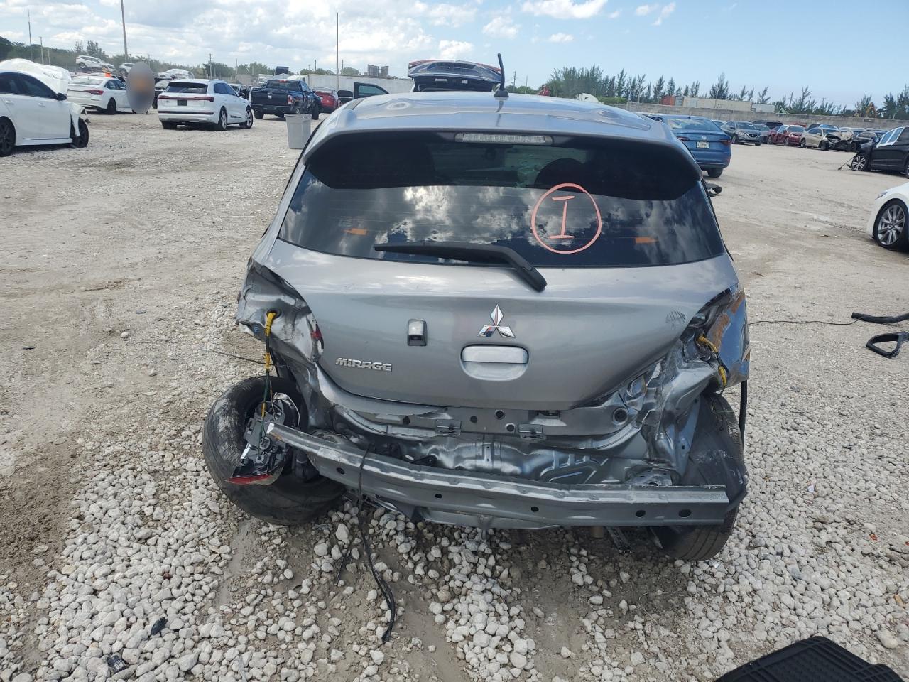 2020 Mitsubishi Mirage Es - Фото 6