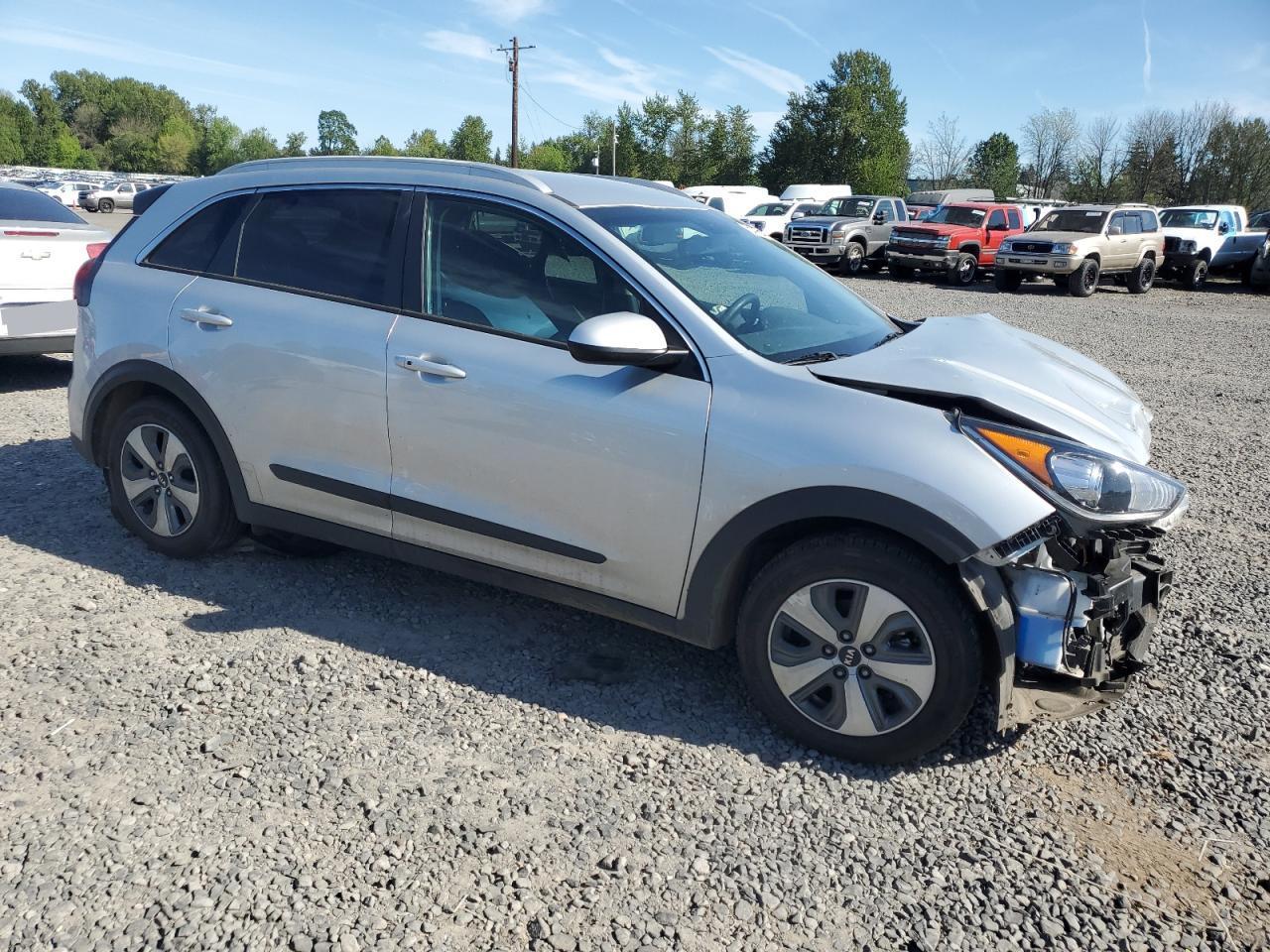 2019 Kia Niro Fe - Image 4