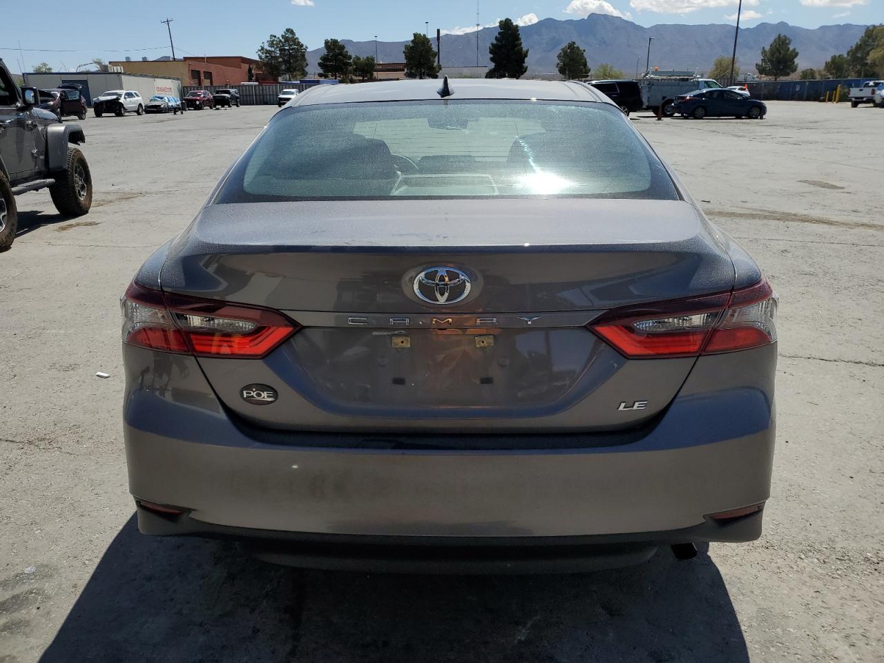 2023 Toyota Camry Le - Фото 6