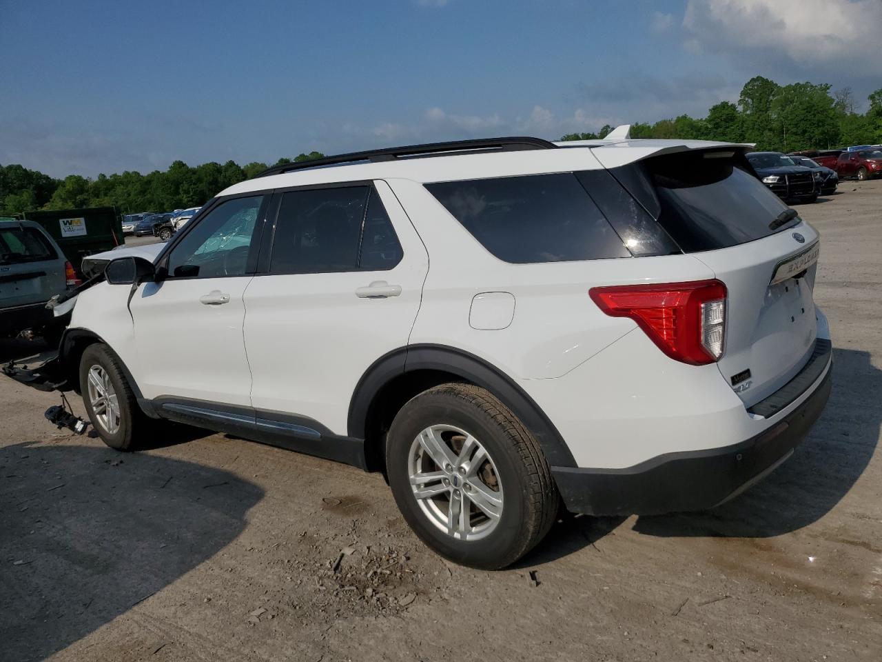 2020 Ford Explorer Xlt - Фото 2