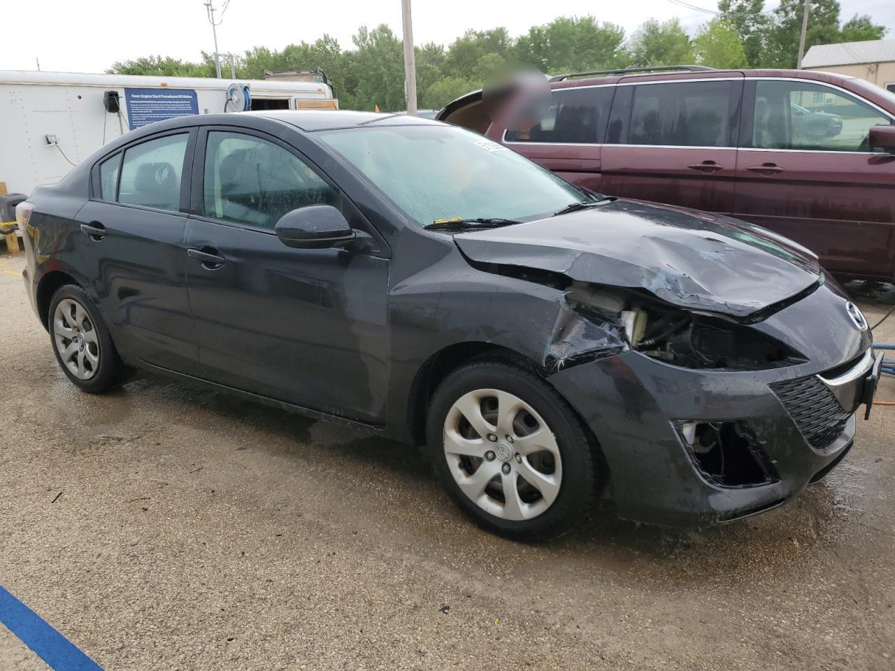 2010 Mazda 3 I - Image 4
