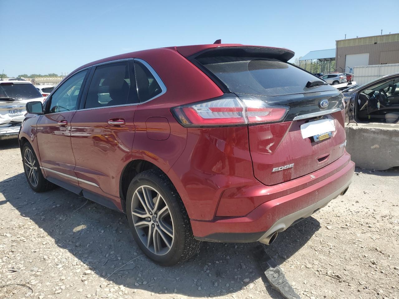 2019 Ford Edge Titanium - Фото 2