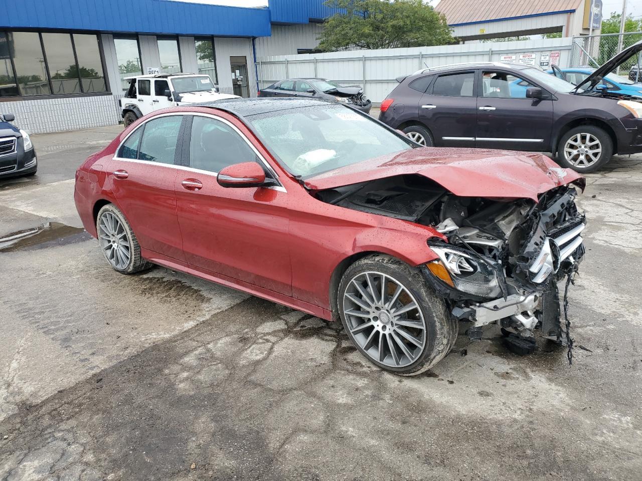 2016 Mercedes-Benz C 300 4Matic - Фото 4