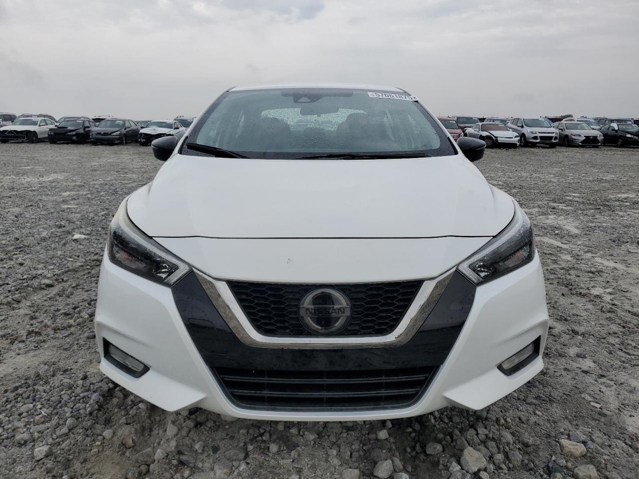 2021 Nissan Versa Sr - Фото 5