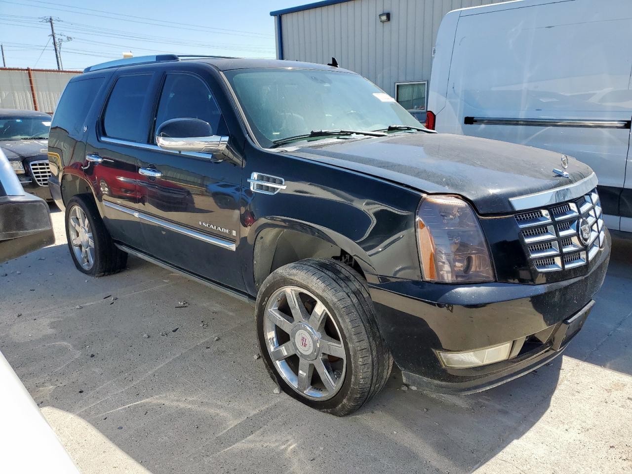 2007 Cadillac Escalade Luxury - Image 4