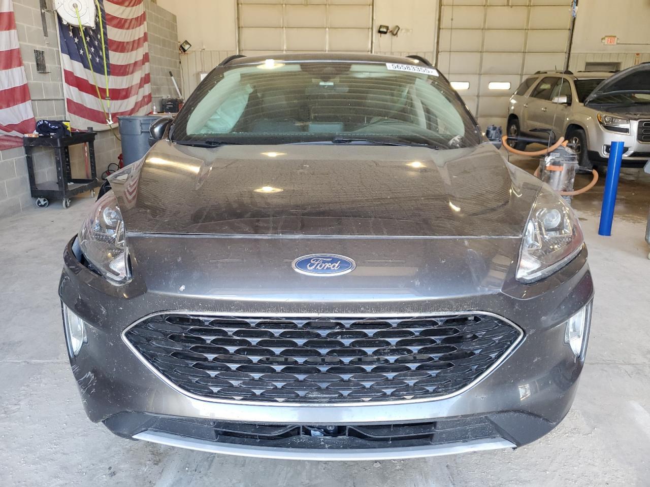 2020 Ford Escape Sel - Фото 5