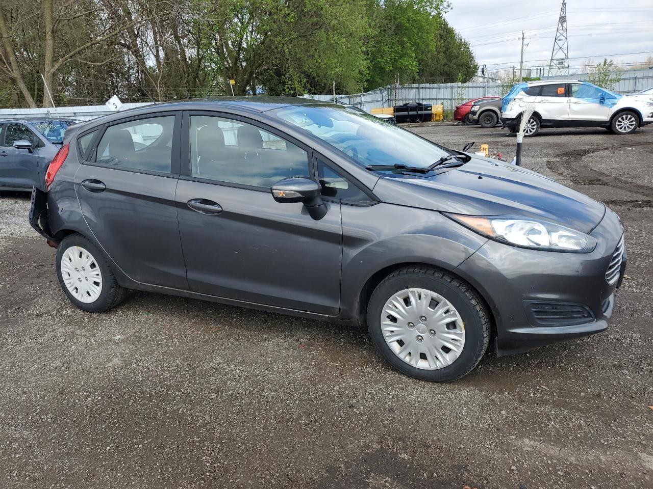 2017 Ford Fiesta Se - Image 4