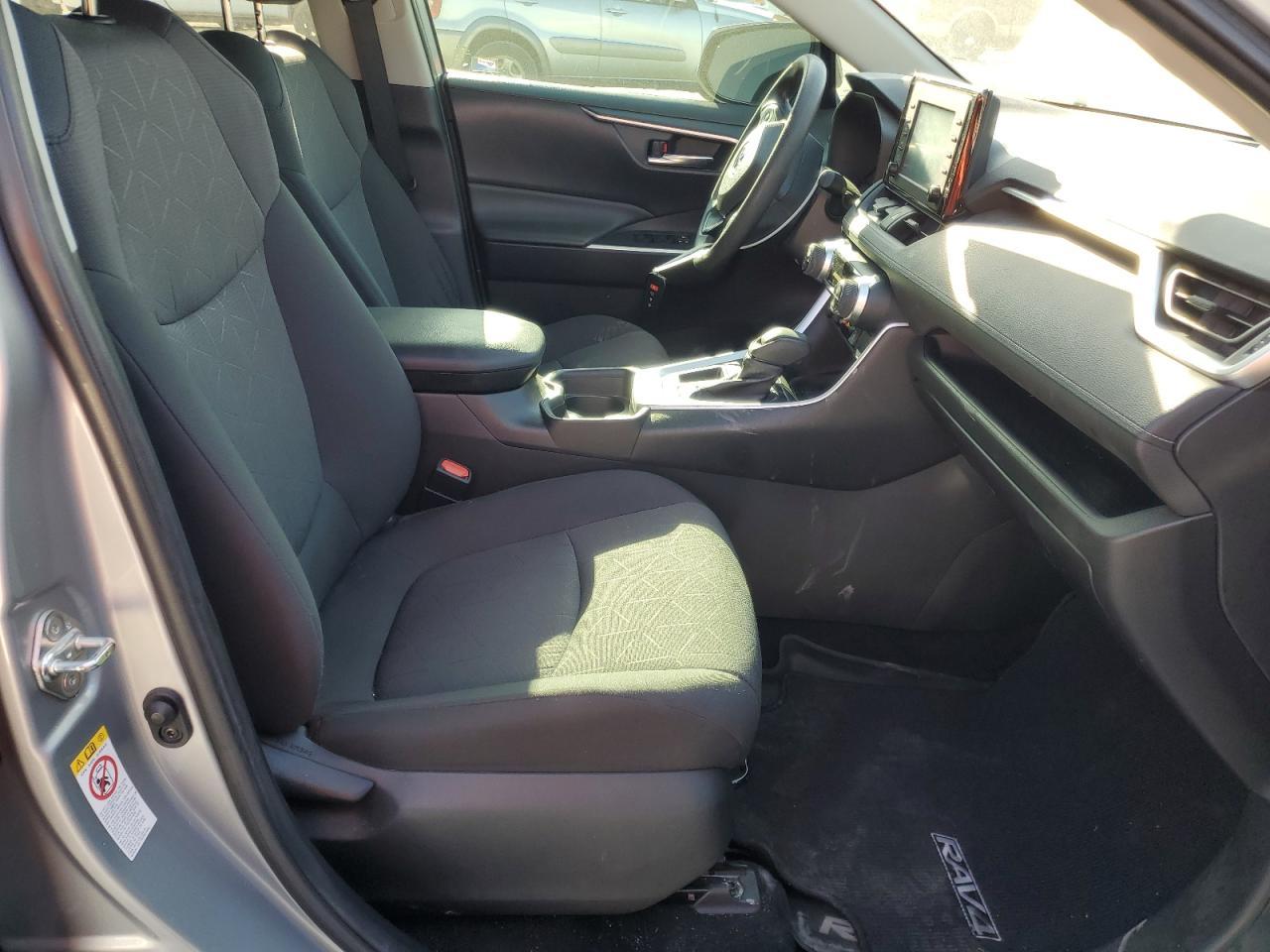 2019 Toyota Rav4 Xle - Image 7