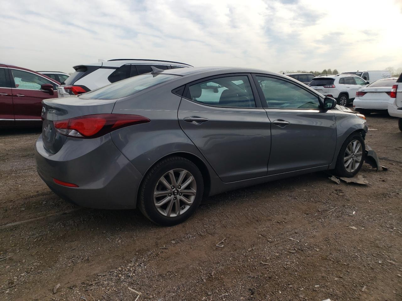 2014 Hyundai Elantra Se - Фото 3