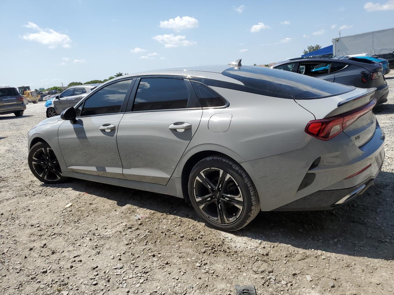 2023 Kia K5 Gt Line - Image 2