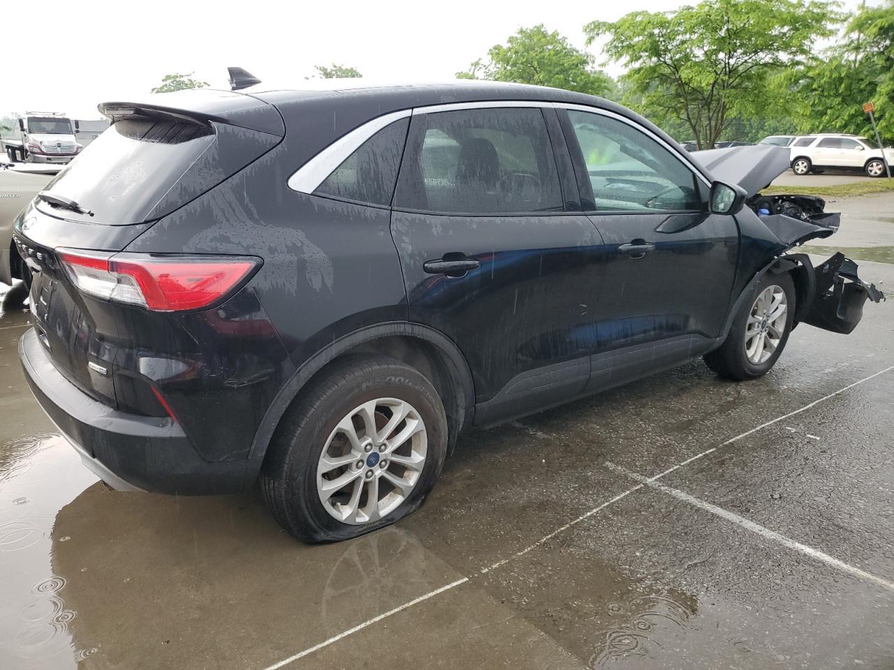 2020 Ford Escape Se - Фото 3