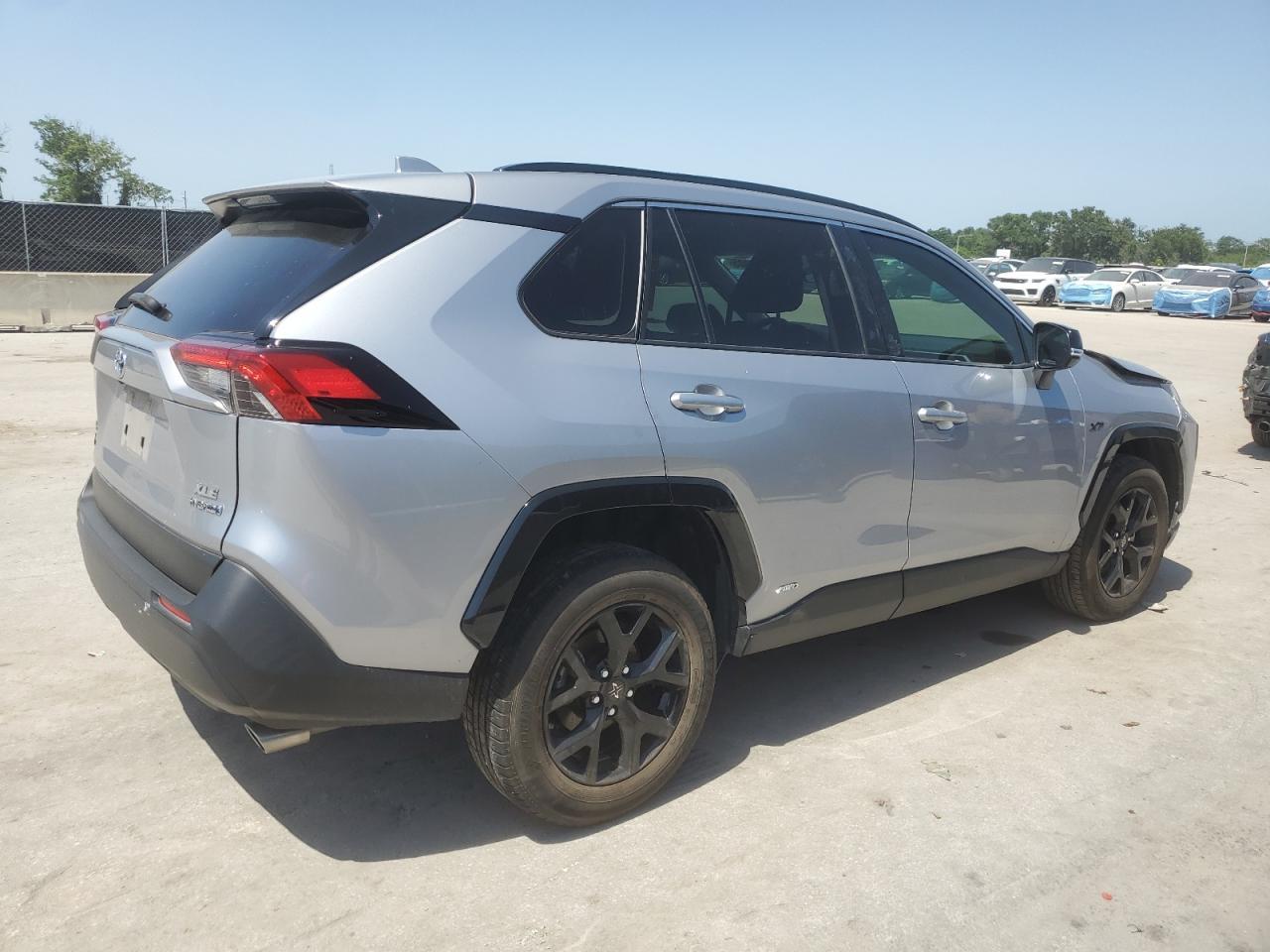 2023 Toyota Rav4 Xle - Фото 3