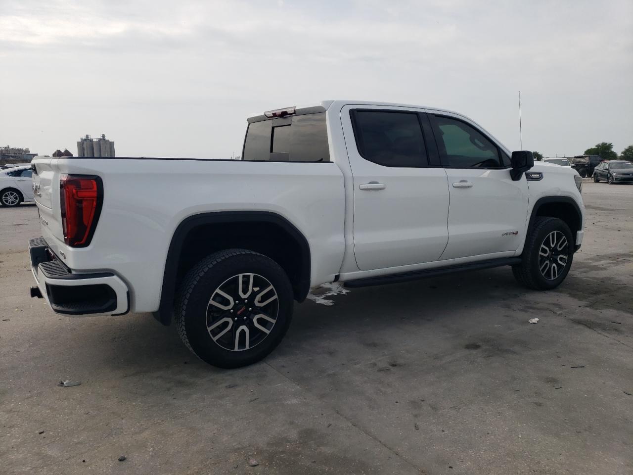 2024 GMC Sierra K1500 At4 - Фото 3