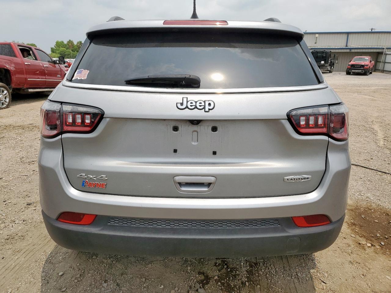 2024 Jeep Compass Latitude - Image 6
