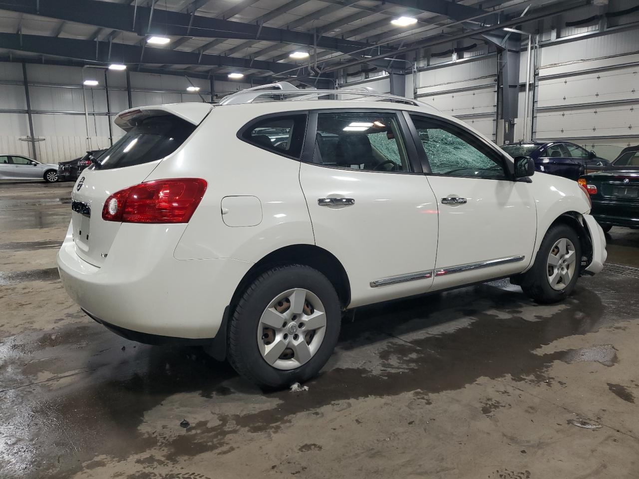 2014 Nissan Rogue Select S - Фото 3