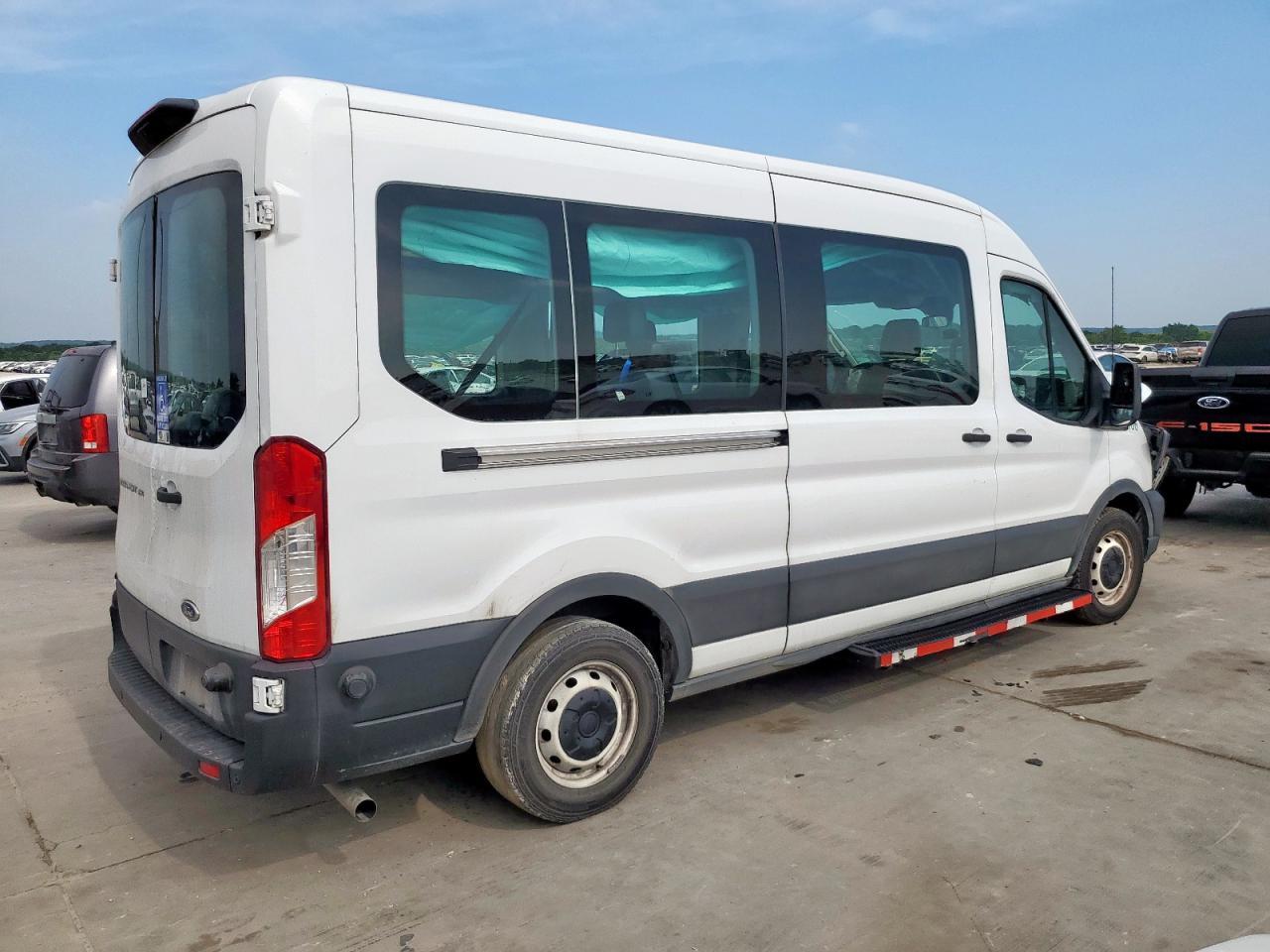 2022 Ford Transit T-350 - Image 3