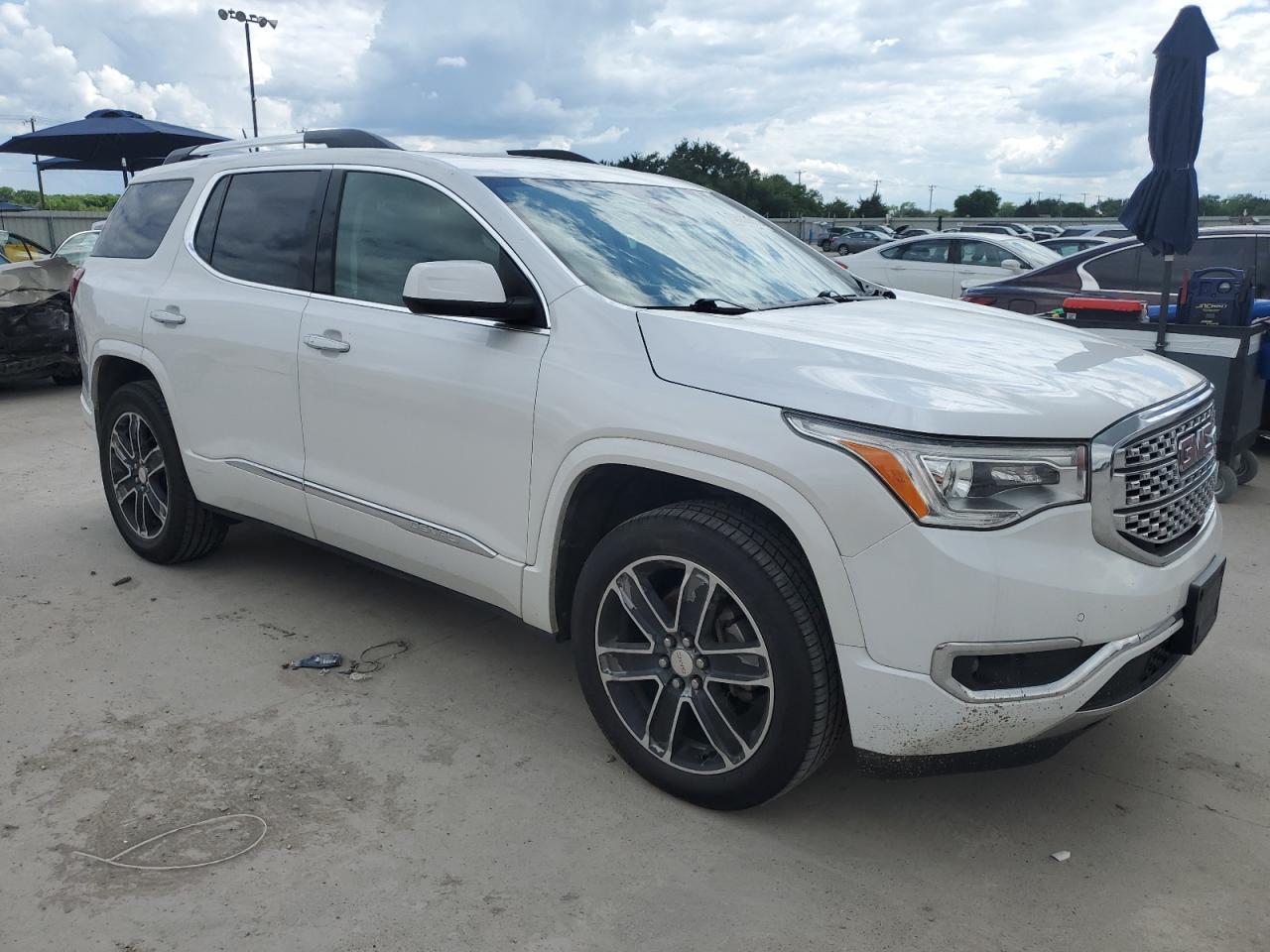 2019 GMC Acadia Denali - Фото 4
