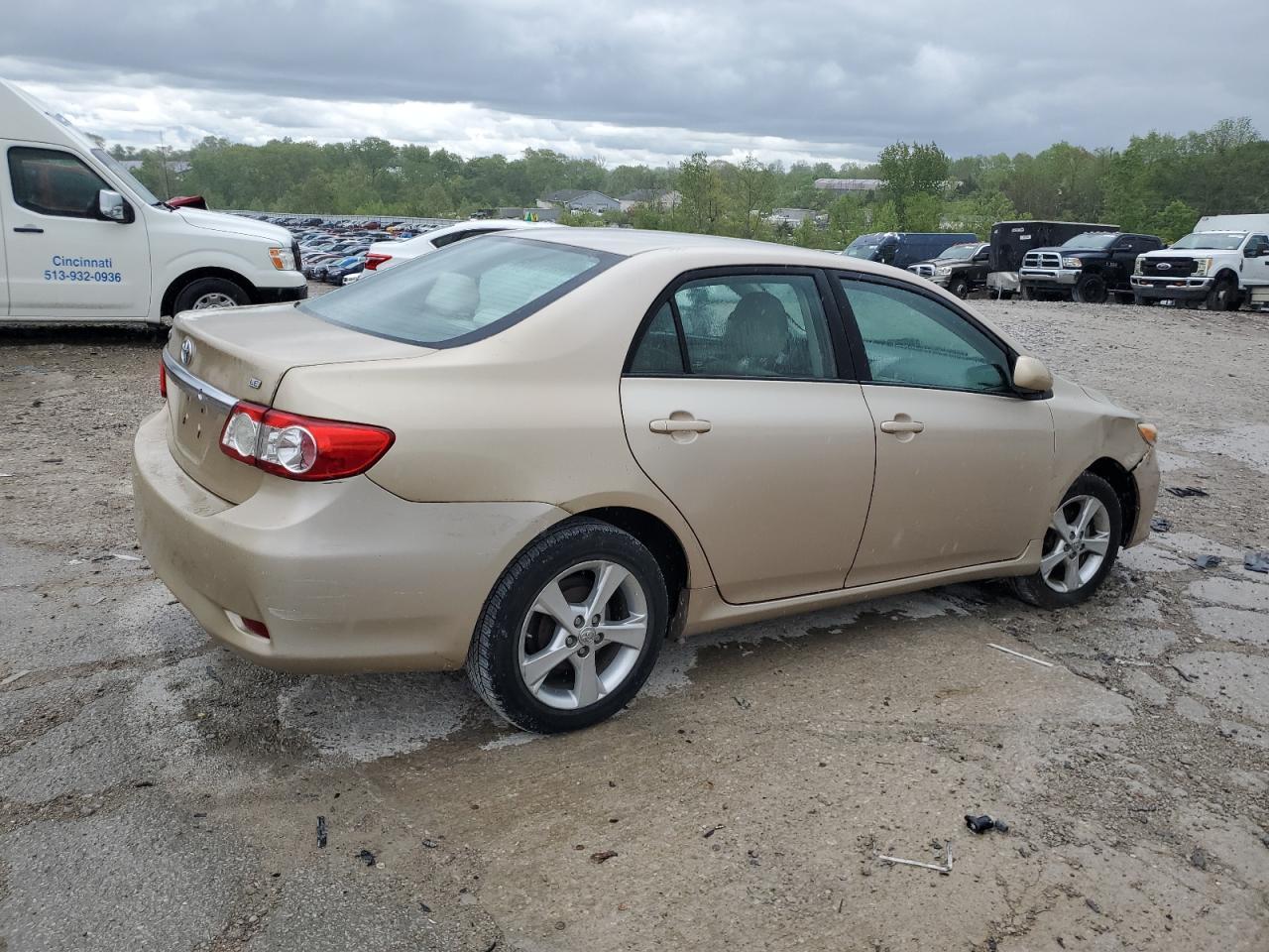 2011 Toyota Corolla Base - Фото 3