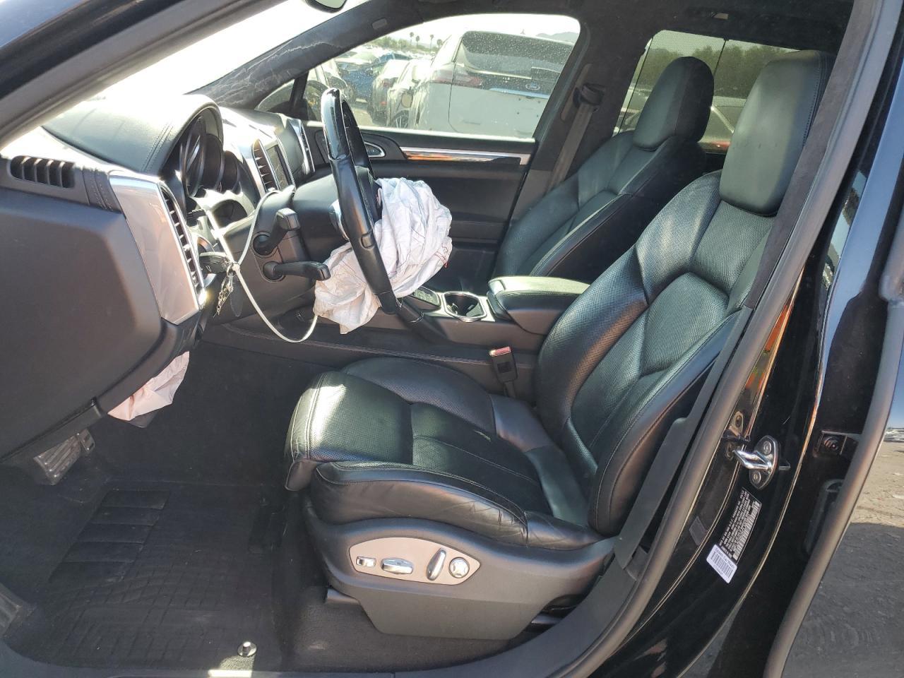 2012 Porsche Cayenne Turbo - Image 7