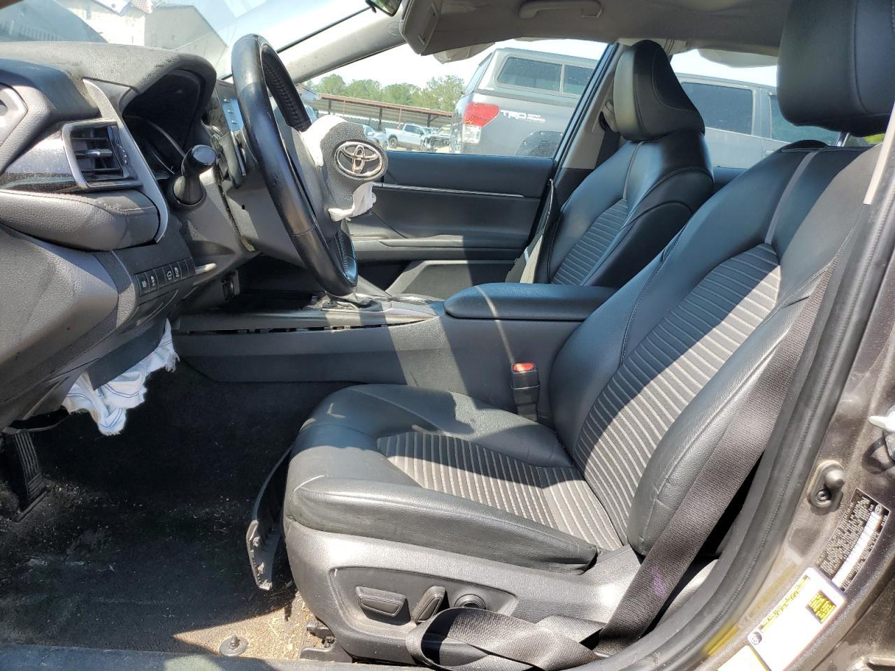 2021 Toyota Camry Se - Image 7