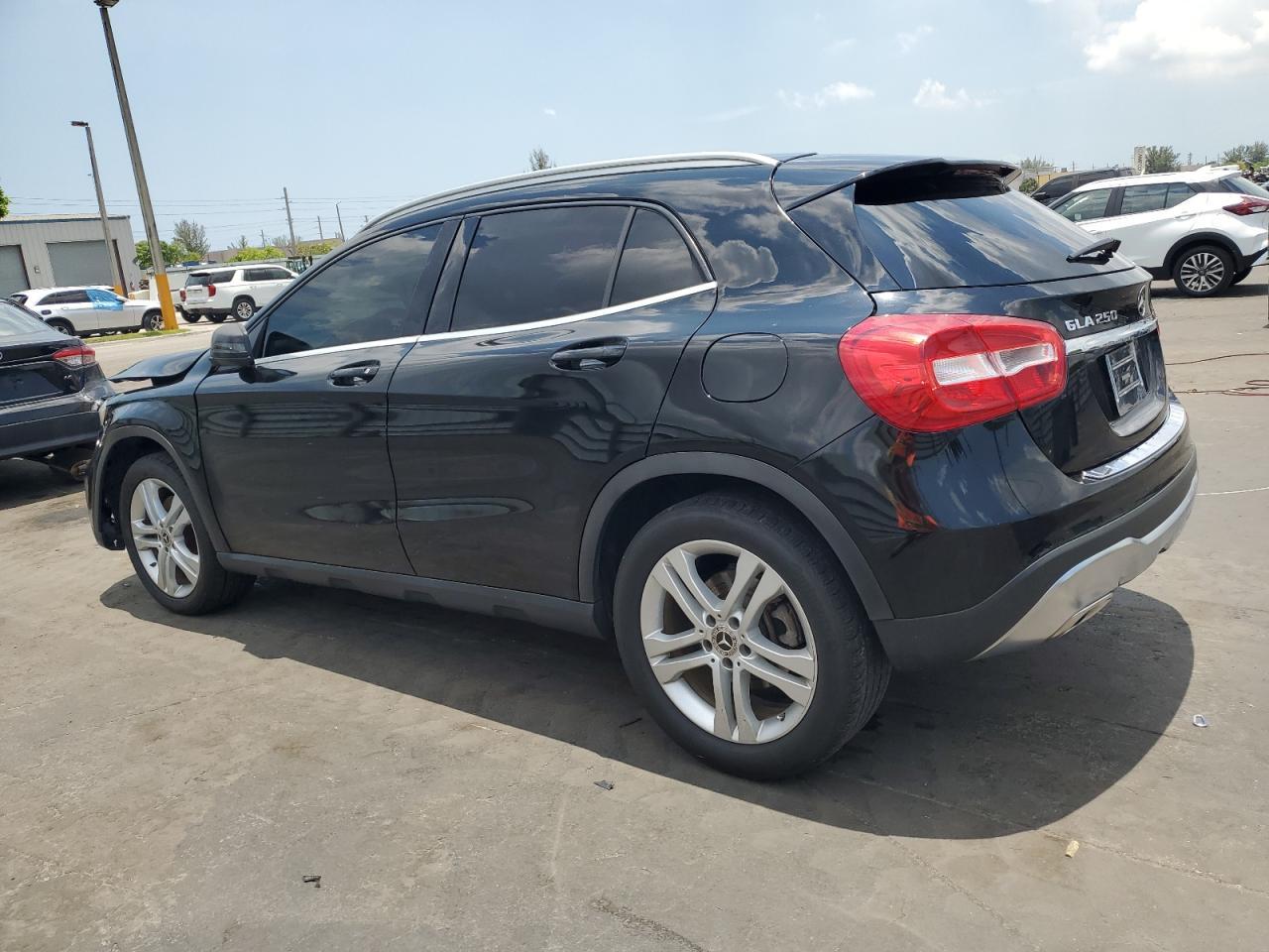 2018 Mercedes-Benz Gla 250 - Image 2