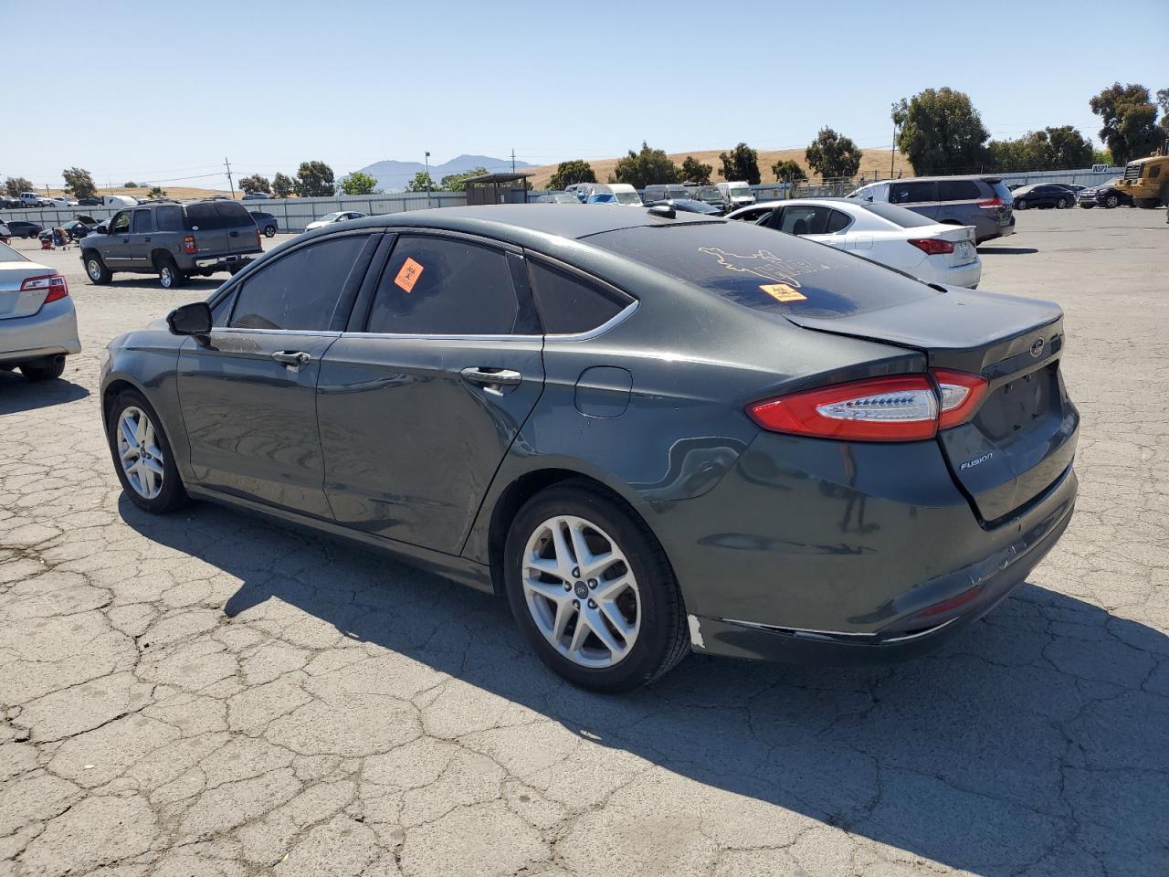2015 Ford Fusion Se - Фото 2