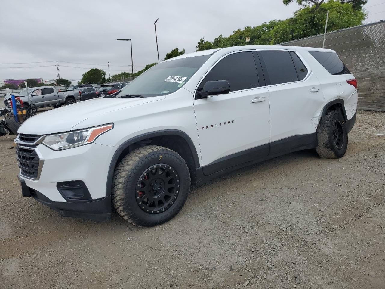 2020 Chev Traverse Ls