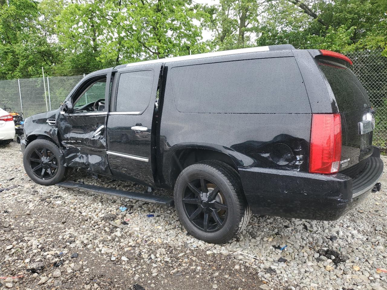 2011 Cadillac Escalade Esv Premium - Фото 2