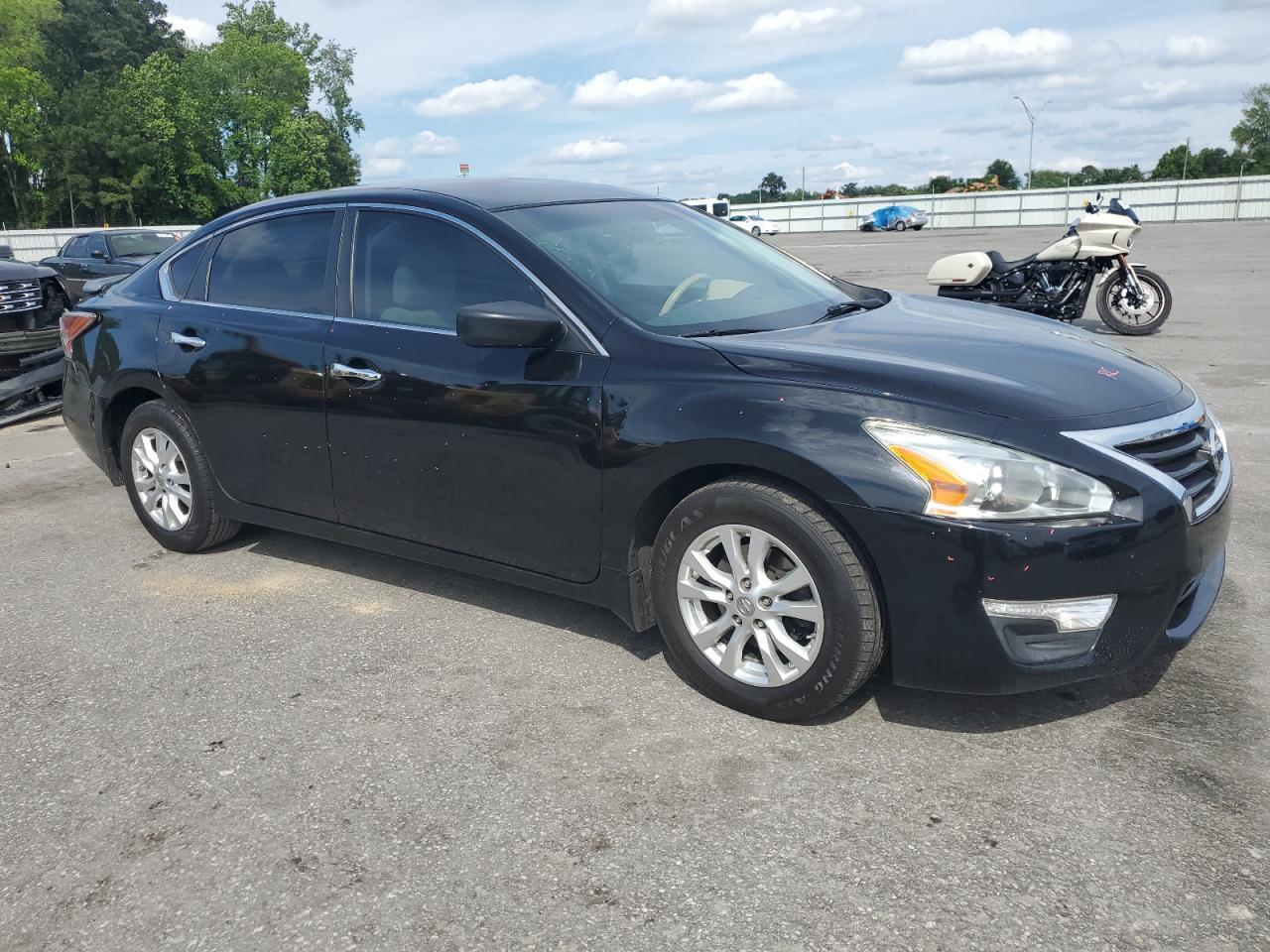 2015 Nissan Altima 2.5 - Image 4