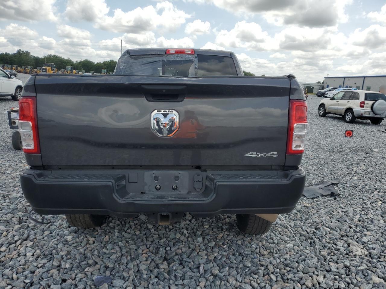 2022 Ram 2500 Tradesman - Фото 6