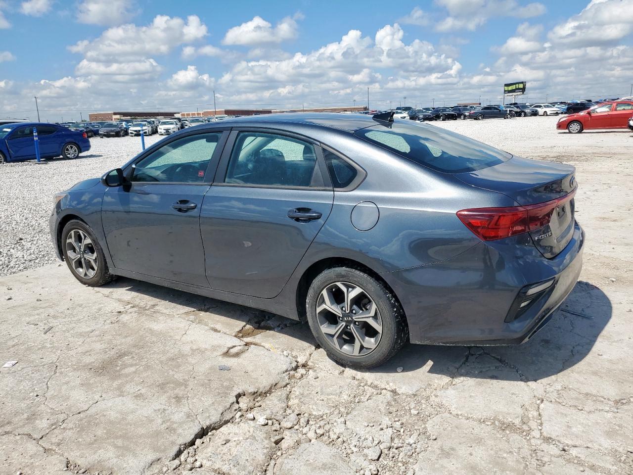 2020 Kia Forte Fe - Image 2