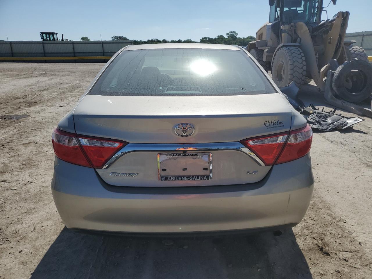 2015 Toyota Camry Le - Image 6