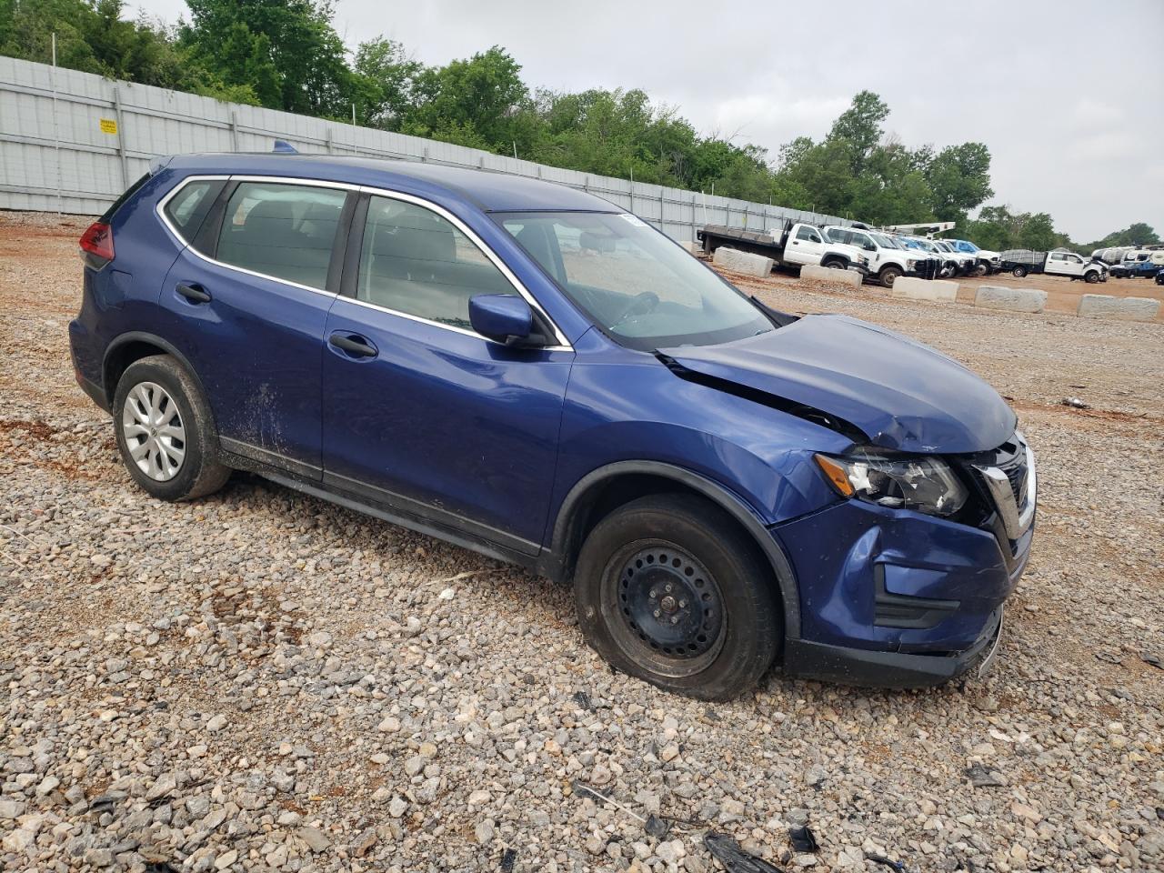 2018 Nissan Rogue S - Фото 4