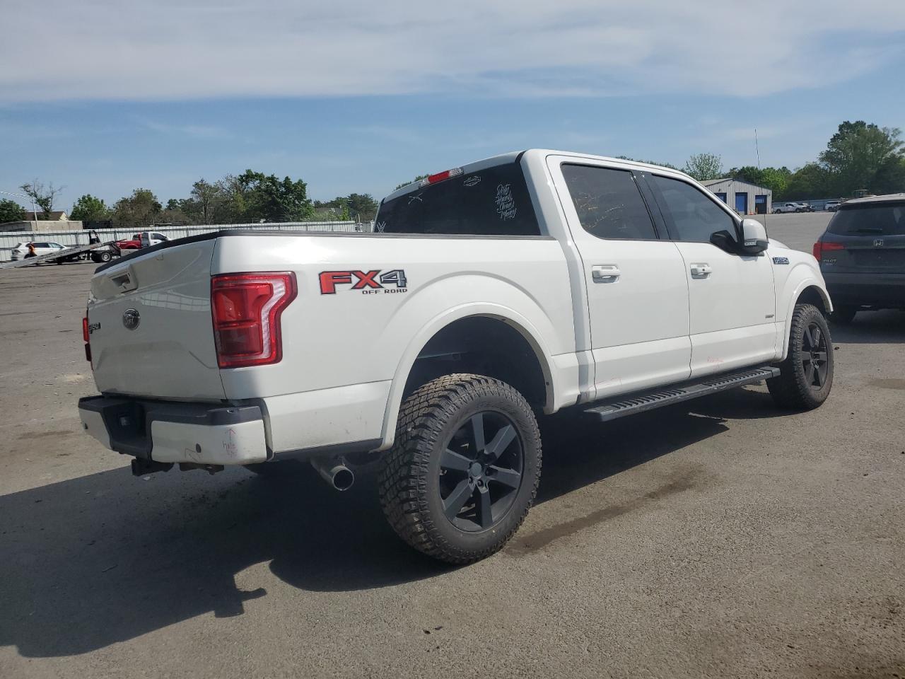 2015 Ford F150 Supercrew - Фото 3
