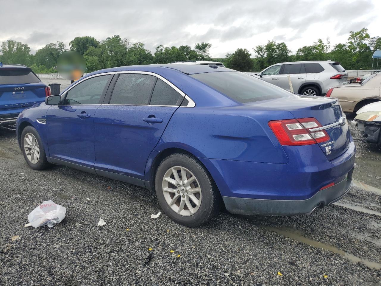 2015 Ford Taurus Se - Фото 2