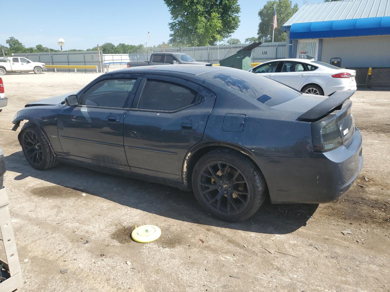2008 Dodge Charger - Фото 2
