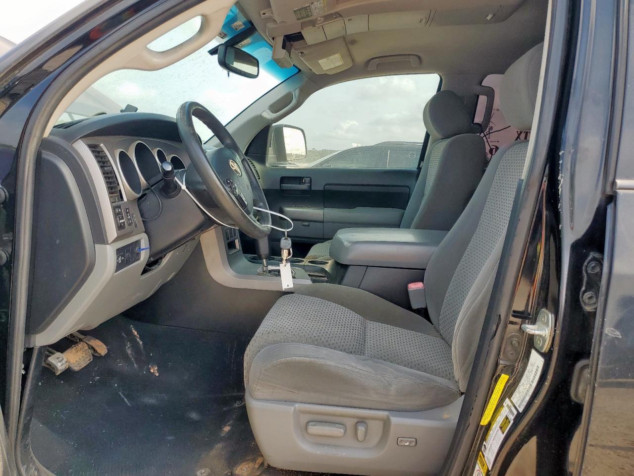 2012 Toyota Tundra Crewmax Sr5 - Image 7